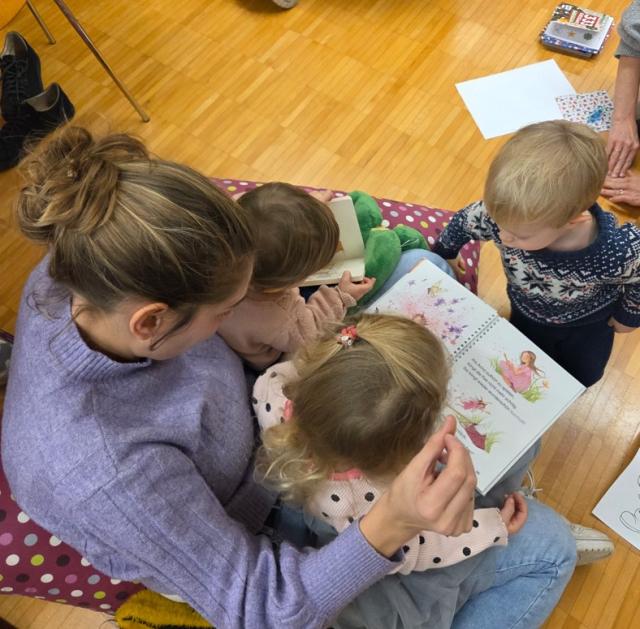 Wichtellesung für die Kleinsten mit Begleitpersonen