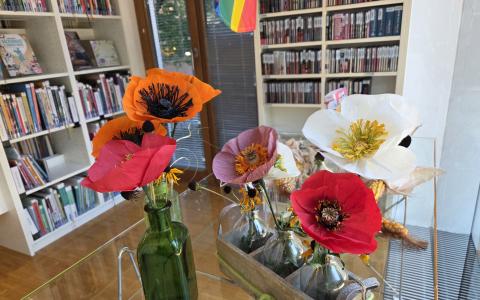 Mohnblumen aus Krepppapier